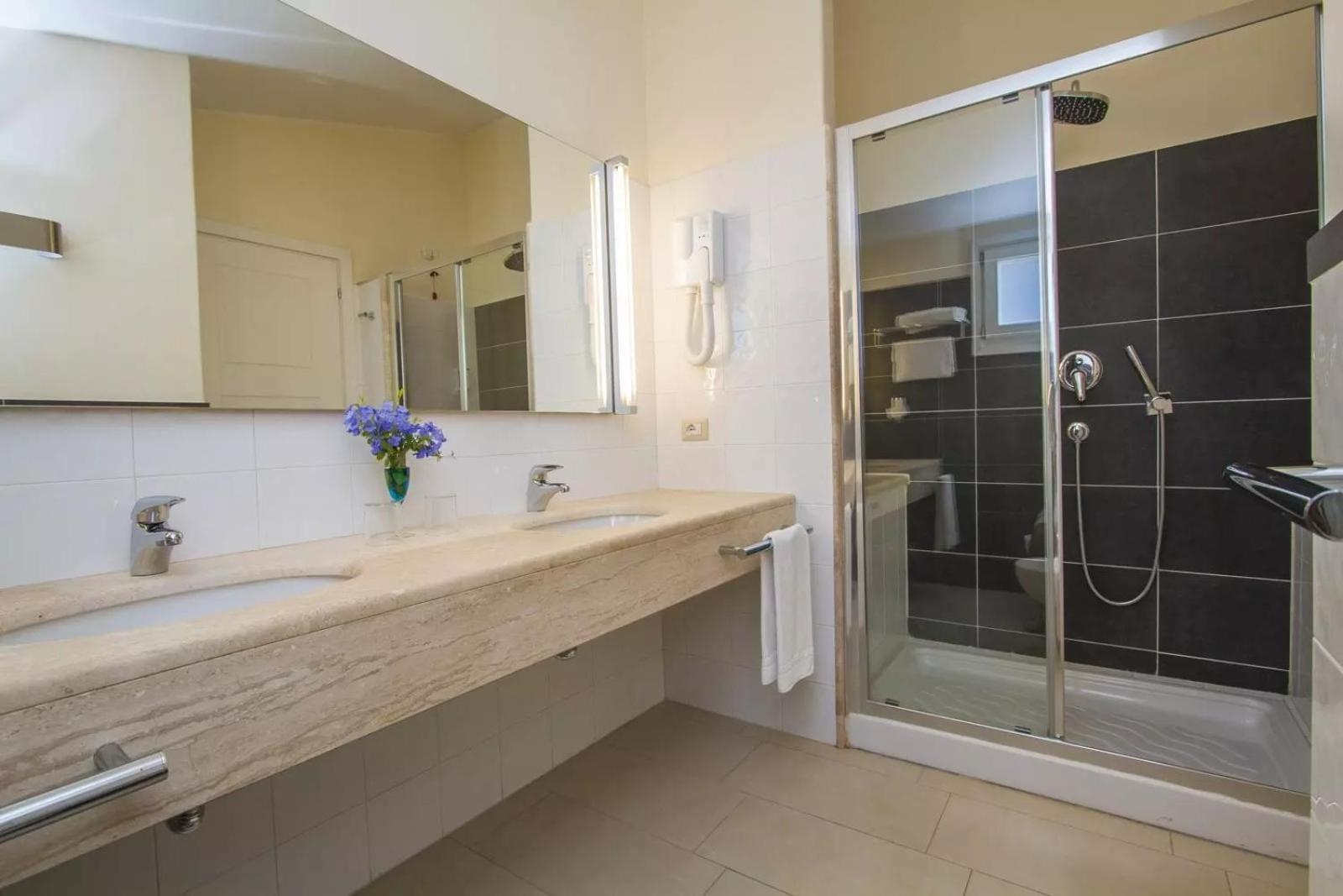 Hotel Suneva Wellness&Golf, Costa Rei Esterno foto