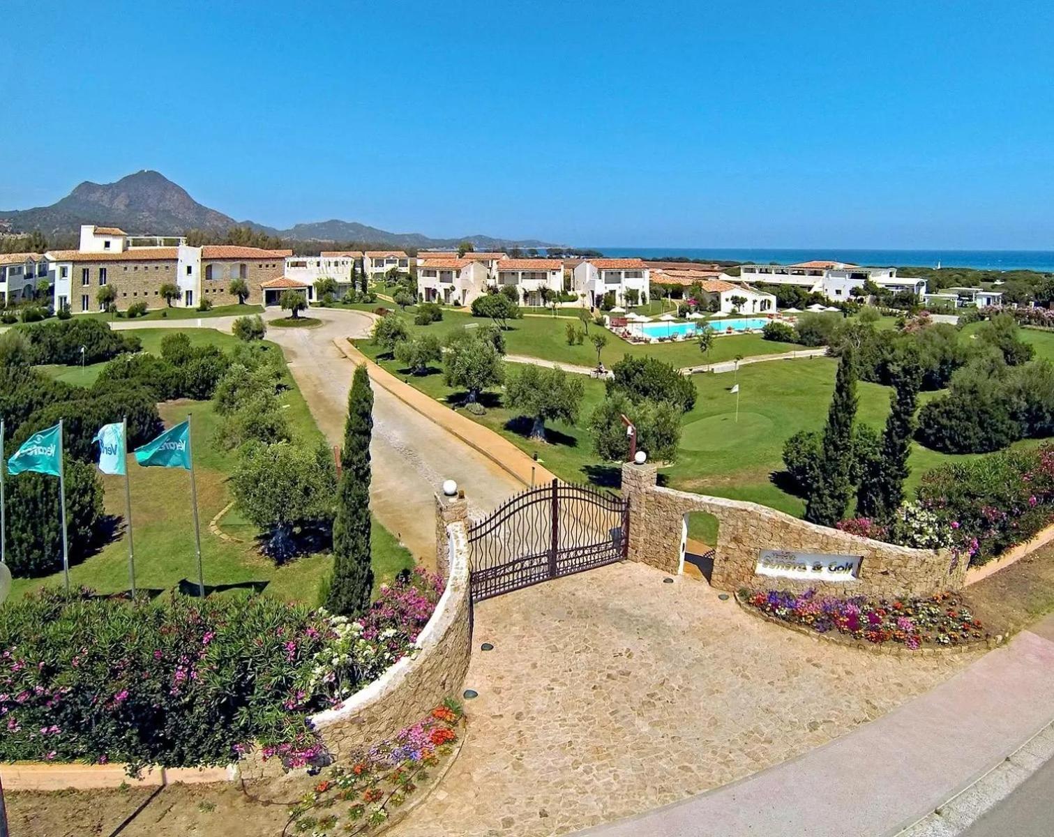 Hotel Suneva Wellness&Golf, Costa Rei Esterno foto