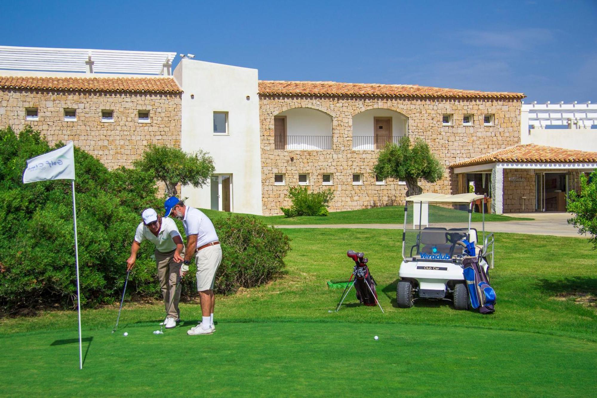 Hotel Suneva Wellness&Golf, Costa Rei Esterno foto